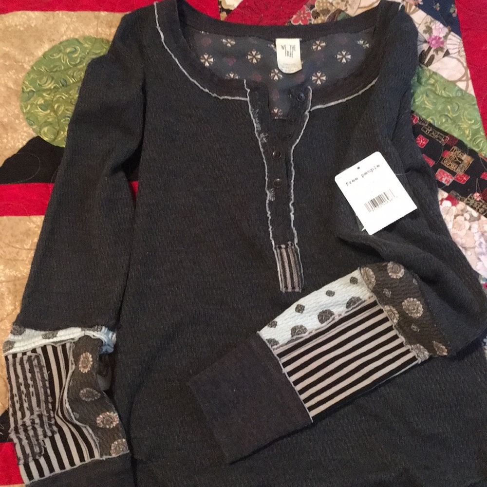BNWT Free People Railroad henley. S in Black